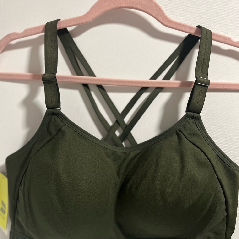 NWT XL Women's Olive Green crisscross Strappy Sports Bra all in motion pads - Picture 8 of 14